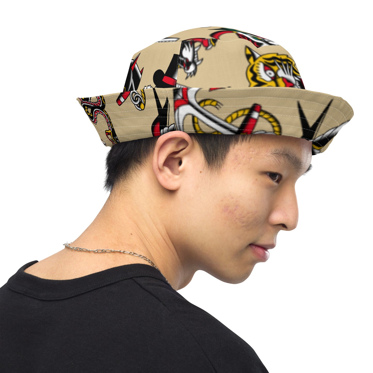 Reversible bucket hat