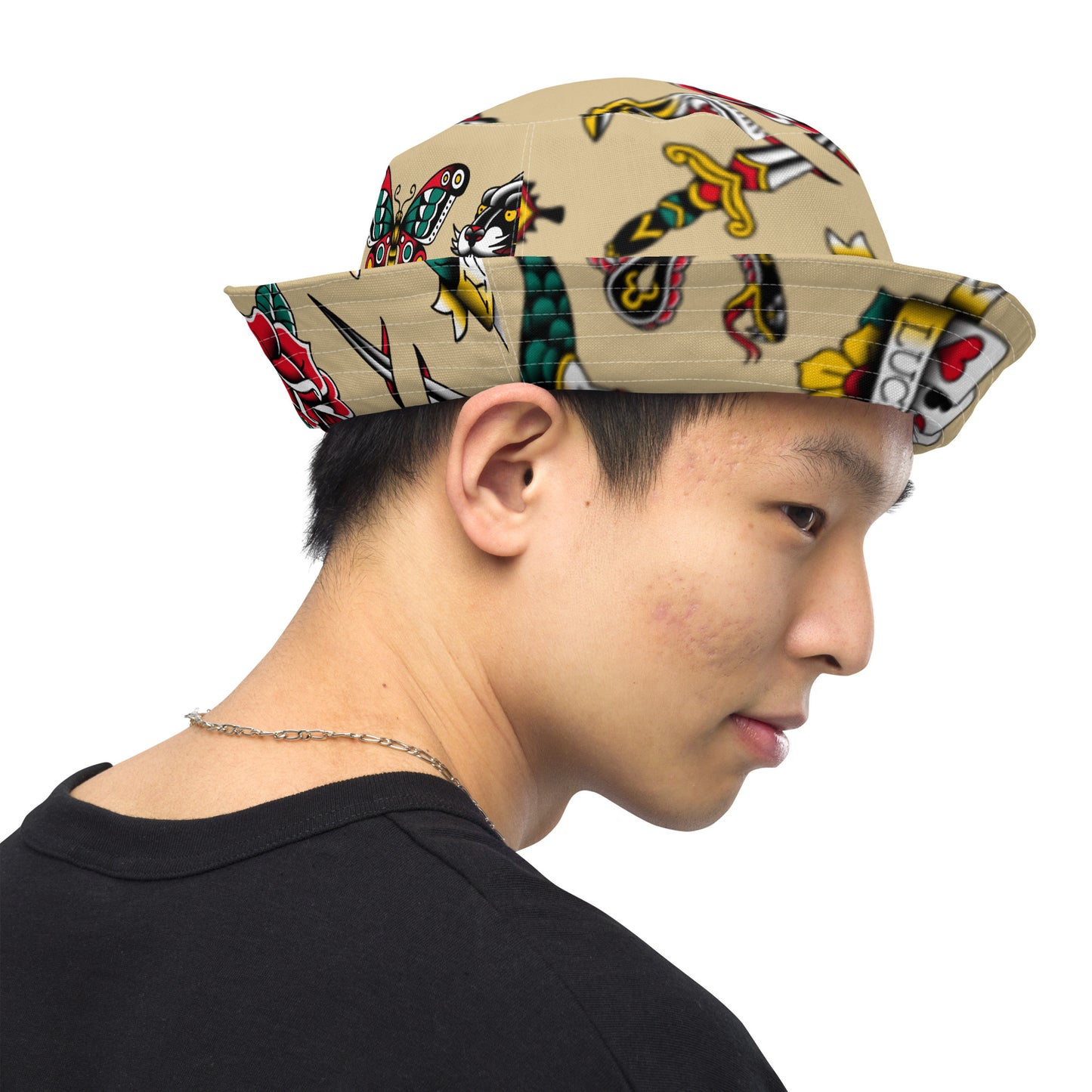 Reversible bucket hat